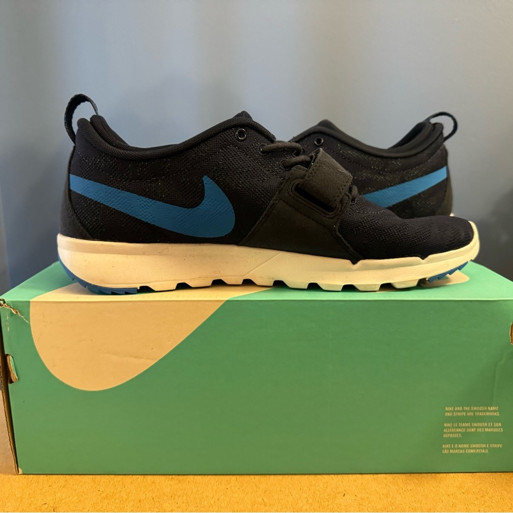 Men's Nike SB Trainerendor Men’s Size 10
Obsidian/ Photo Blue-White - Picture 4 of 5